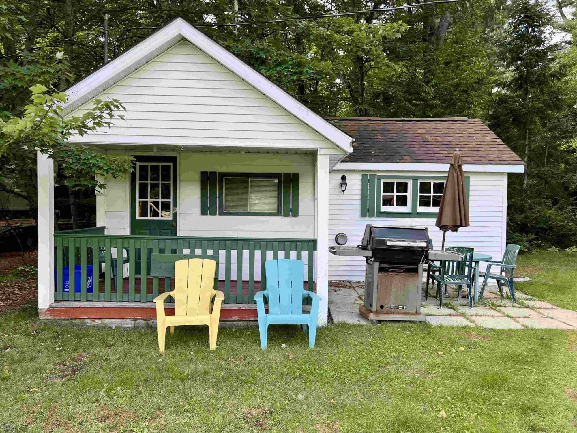 High Falls Bay Cottages, Camping & Waterpark Bracebridge Exteriör bild