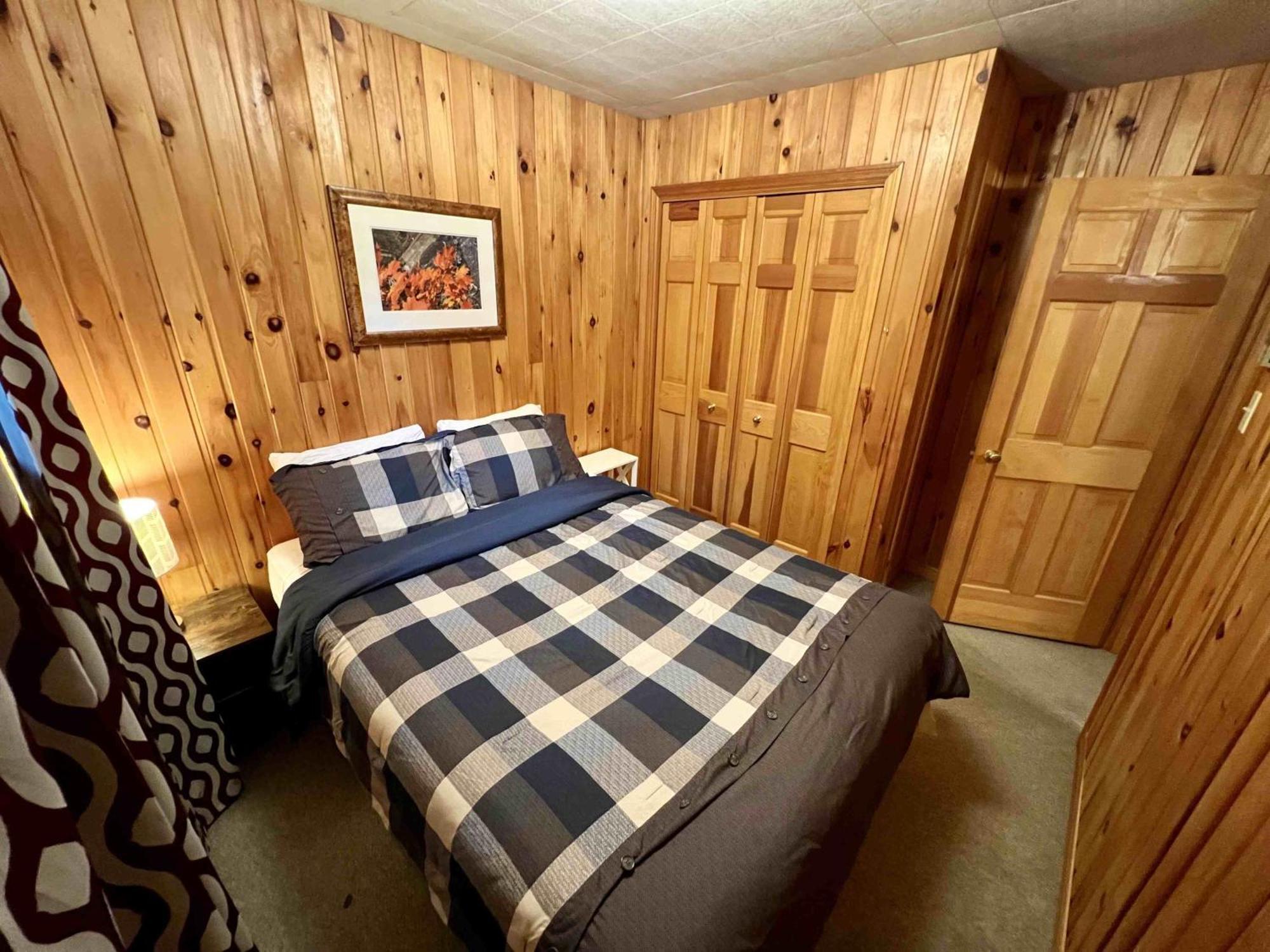 High Falls Bay Cottages, Camping & Waterpark Bracebridge Exteriör bild